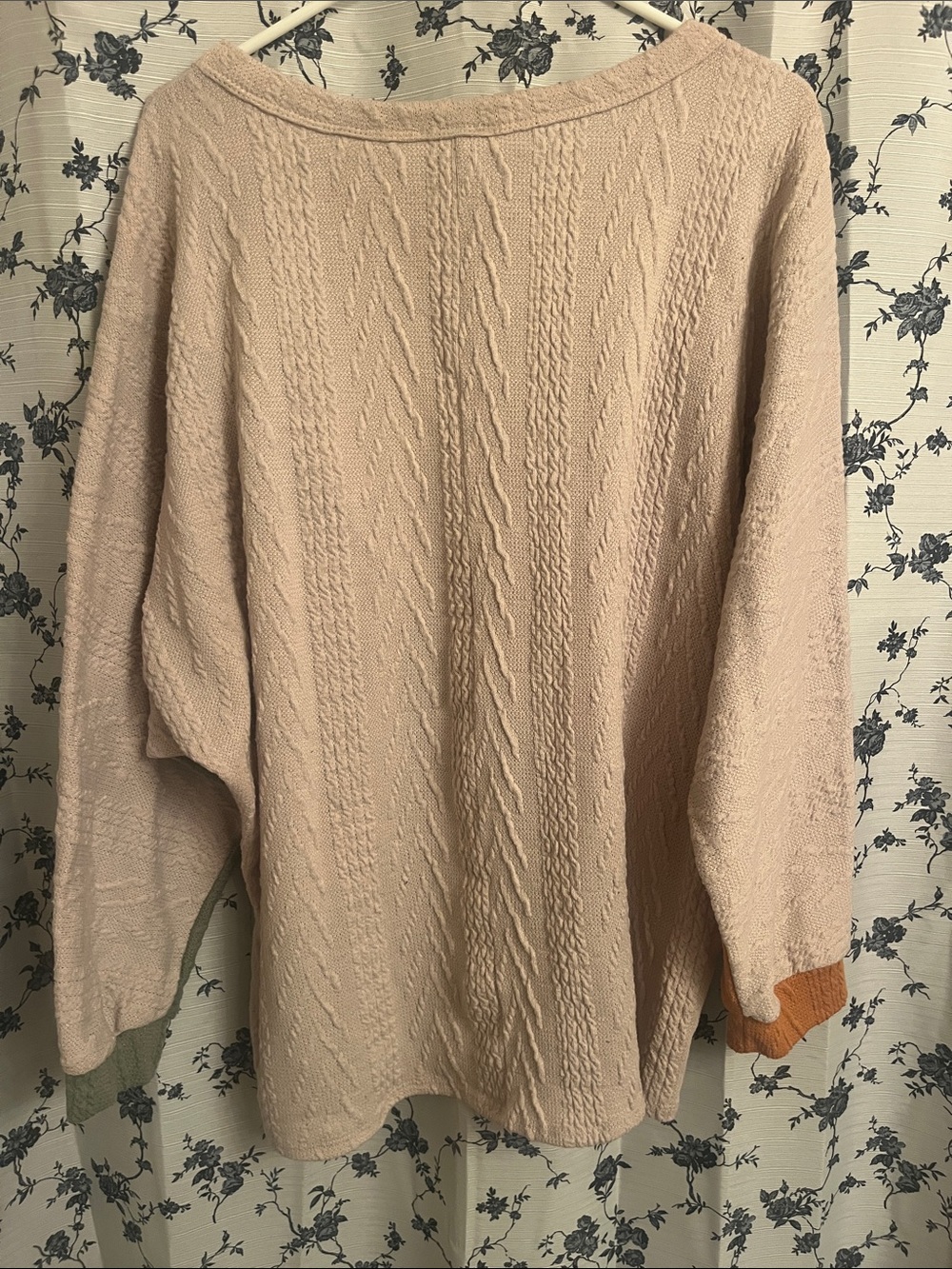 BiBi Oversized Color Block Sweater - Picture 4 of 6